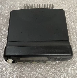 Motorola GM338 VHF CB RADIO 80 Channels AZM25KHF9AA5 (Please Read description) - Foto 1 di 9