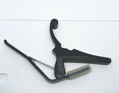 Capo de cambio rápido Kyser para guitarra de 6 cuerdas negro Foto 1 de 2