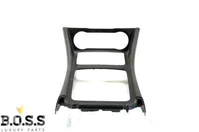 Mercedes Benz CLA250 W117 2014 consola central delantera moldura de almacenamiento OEM Foto 1 de 4