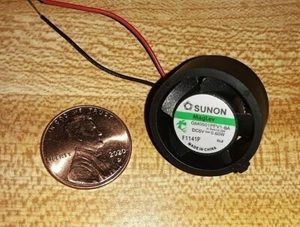 200 VENTILADORES DE REFRIGERACIÓN REDONDOS SUNON 7/8" MAGLEV 5V .6W tamaño centavo manguera de tubo micro ventilador - Imagen 1 de 6