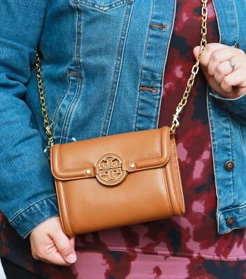 NWT Tory Burch Amanda Chain Wallet Crossbody Royal Tan - Image 1 of 4