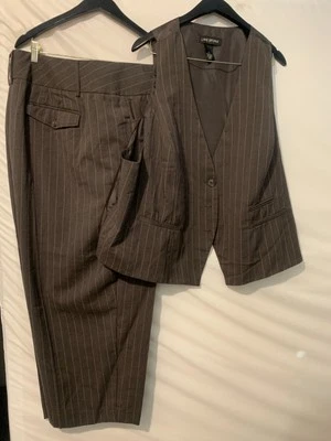 Chaleco Gris con Rubor Rosa Pin Rayas con Pierna Larga Ancha Pantalones a Juego  Foto 1 de 4