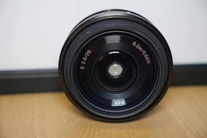 Sony SEL20F28 - 20mm f/2.8 Pancake Lens E-Mount. Excellent Condition - Picture 1 of 5