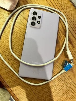 Samsung Galaxy A52 5G – 256GB – Awesome Violet (Unlocked) - Image 1 of 4