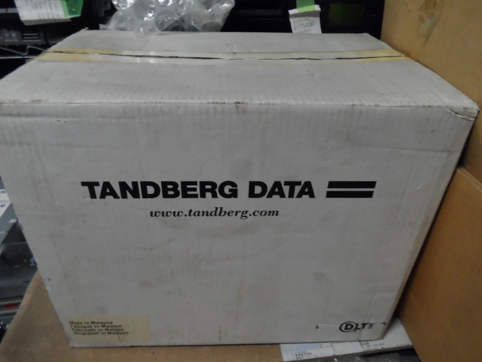 NEW TANDBERG SDLT600 External Tape Drive 70-85341-01 TR-S34BX-TM 006981 - Image 1 of 4