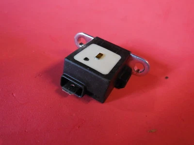 Pulser coil TRX250 TRX300 TRX350 TRX400 TRX450 XR250R TRX500 TRX650 NX125 NX250  - Изображение 1 из 4