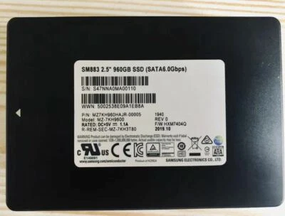 Samsung SM883 960GB SSD 2.5" SATA III 6Gbps MZ7KH960HAJR-00005. - Image 1 of 2