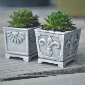 Fiddlehead Fairy Garden Miniature Outdoor Accessories: Birdbaths, Pots, Planters - Picture 1 of 14