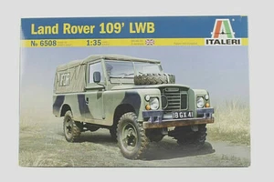 ITALERI 1:35 KIT AUTO MILITARE LAND ROVER 109 LWB LUNGHEZZA 12,5 CM ART 6508 - Foto 1 di 1