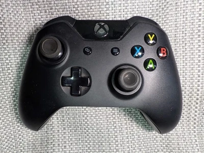 Genuine Microsoft Xbox One 1537 Black Wireless Controller Used & Working  - Image 1 of 3