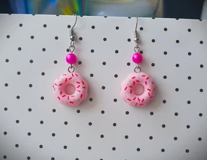 Light pink doughnut earrings cute kawaii food Y2K FUN summer holiday sweet - Picture 1 of 7