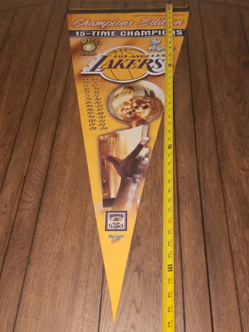 Los Angeles Lakers Hardword Classic Flag/Pennant 2009 15-time Champions Kobe vtg Cover