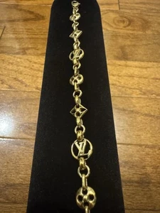 Louis Vuitton Crazy In Lock Authentic Gold RARE Charm Bracelet COA Included EUC - Picture 1 of 10