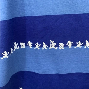 Camiseta Disney Store Mickey Mouse and Friends Rayas Azules Para Hombre XXL NUEVA CON ETIQUETAS - Imagen 1 de 7