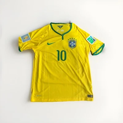 Brasil 🇧🇷 Mundial Neymar 2014 #10 con parches Brasil mediano y grande Foto 1 de 4