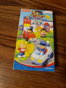 Fisher Price Little People Volume 11 Discovering Your Neighborhood VHS 2004  - Picture 1 of 7