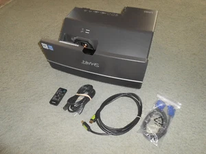 USED SMART UX80 DLP Projector Ultra Short Throw 3600 Lumens WXGA - Picture 1 of 6