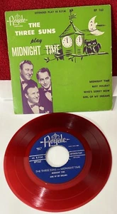The Three Suns - The Three Suns Play Midnight Time 7" EP Red Vinyl EP 162 V PS - Imagen 1 de 6
