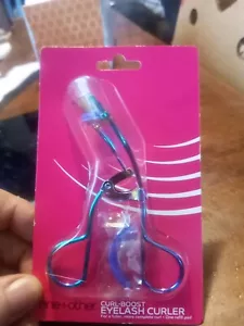 Curl Boost Eyelash Curler One+other - Picture 1 of 6