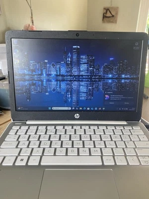 HP Stream 11-ak0518sa 11.6" Laptop Intel Celeron N4120 4GB DDR4 64GB White - Image 1 of 3