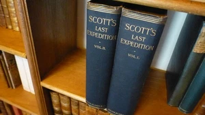 1913 CAPTAIN SCOTT LAST EXPEDITION TO THE ANTARCTIC 2ND EDITION NICE COPIES - Picture 1 of 15
