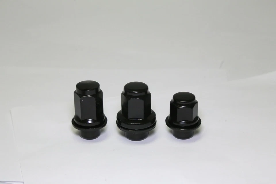  2008-2019 OEM FÁBRICA RODAS MAG PORCA PRETA SERVE PARA TOYOTA LAND CRUISER 14X1.5 - Imagem 1 de 1