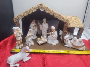 Nativity Set 10 Piece - Picture 1 of 11