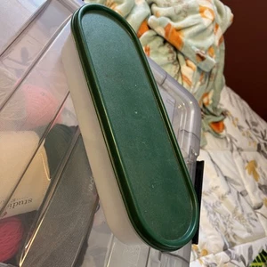 Tupperware Contenitore Ovale 2399A-3 con Coperchio Verde - Foto 1 di 3