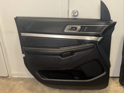 16-19 Ford Explorer XLT Black Front Drivers Side Door Panel Left Foto 1 de 4