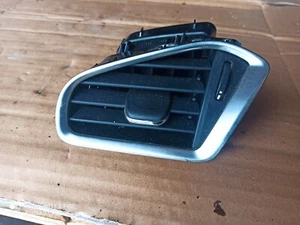AERATEUR GAUCHE CITROEN C4 II 2 1.6 HDI 112 CV 9676609777  - Picture 1 of 3