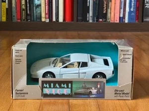 Burago Miami Vice Ferrari Testarossa 1/24 Scale Die-Cast Car in Box - Picture 1 of 9