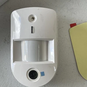 Climax VST-862-F1 White Next Gen Wireless Portable PIR Motion Sensors Camera - Picture 1 of 5