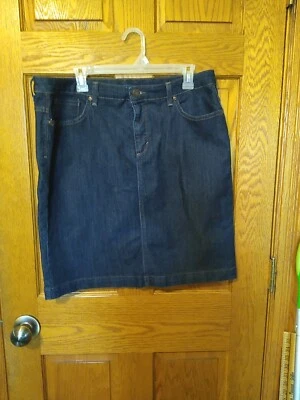 Basic Editions Womens Dark Wash Blue Denim Jean Skirt 5 Pocket 14 NWOT  - Image 1 of 4