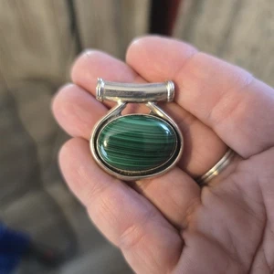 Spencer Sterlingsilber Vintage Southwestern grüner Malachit Navajo Plättchen Anhänger - Bild 1 von 7