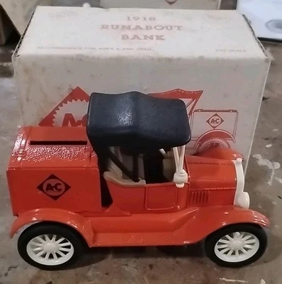 Ertl Allis-Chalmers 1918 Ford Model T Runabout Die Cast Bank -5 1/2” L *1A - Image 1 of 4