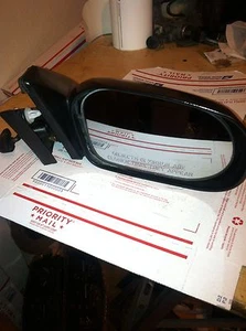 TOYOTA PASEO RH MANUAL DOOR MIRROR 1996-1998 Passenger side Great Cond Free Ship - Picture 1 of 4