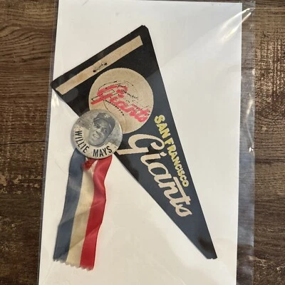 1960's Baseball Willie Mays World Series Souvenir Pin And Pennant - SF Giants - Image 1 of 4