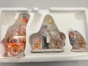 Abteilung 56 Karneval Tickets und Zuckerwatte Schnee Dorf Figuren - Bild 1 von 11