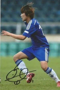 CHELSEA & SOUTH KOREA LADIES* JI SO-YUN SIGNED 6x4 ACTION PHOTO+COA - Picture 1 of 1