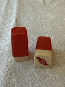 2" Red & White Plastic Retro Salt & Pepper Shakers Chevrolet Advertising - Picture 1 of 7