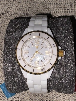 Karamica女士瑞士传奇白色陶瓷珍珠母腕表 — 第 1/4 张图片