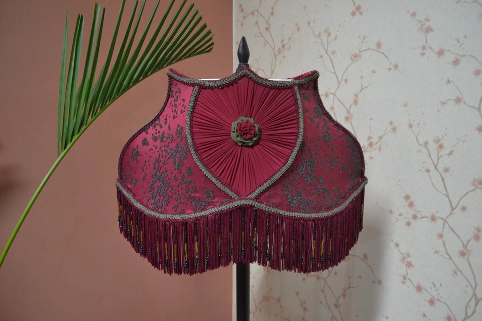 Lampshade scallop burgundy silk hand-stitched table lampshade floor lampshade - Image 1 of 4