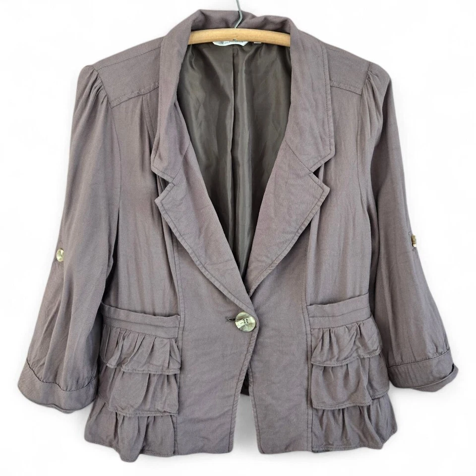 Chaqueta Blazer Ambition Mujer Grande Marrón Con Volantes Mangas con Pestaña Enrollable Foto 1 de 4