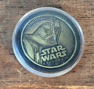 LIMITIERTE AUFLAGE STAR WARS EPISODE III VADER MÜNZE 2005 RACHE DER SITH - Bild 1 von 2