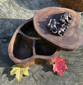 Chunky elephant wooden log box with compartments - Picture 1 of 4