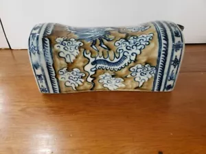 Almohada de opio con motivo de dragón de porcelana china de finales del siglo XIX - Imagen 1 de 6