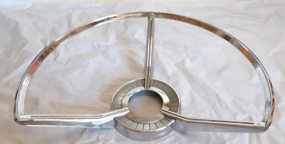 1959 Ford Fairlane Galaxie anel de buzina de luxo BOM - Imagem 1 de 4