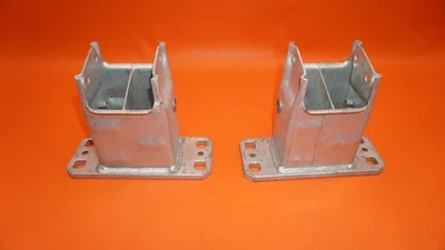 SOPORTE REFUERZO DELANTERO IZQUIERDO Y DERECHO BMW 528 2004 2005 2006 2007 2008 2009 Foto 1 de 4