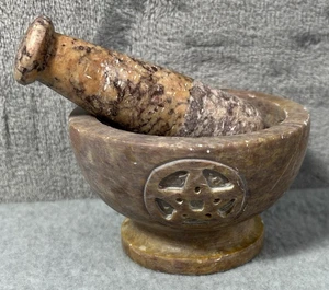 Soapstone Mortar and Pestle Carved Herb Grinder 4.5in Natural Stone - Picture 1 of 13
