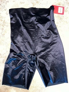 NWT SPANX Black Shaping Satin Seamless Shorts XS 10323R - Picture 1 of 2